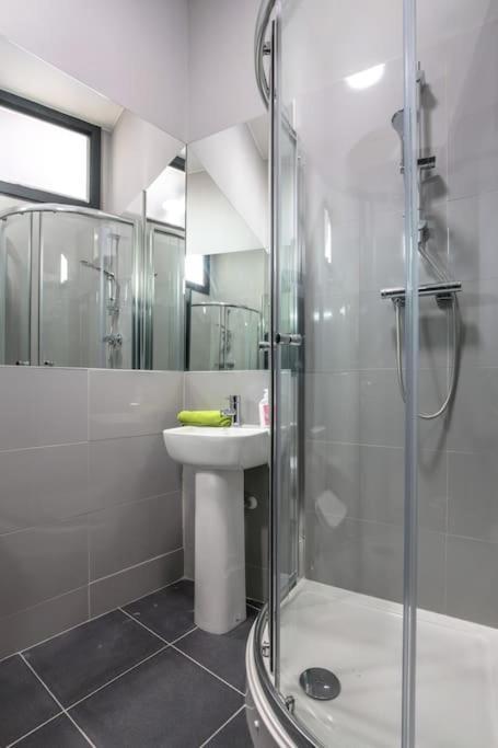 Manhattan Suite - Sleeps 24! Heart Of Liverpool Exterior photo